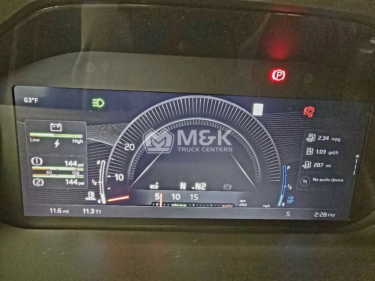 2026 Volvo VNL 860 in Toledo, OH — photo 8