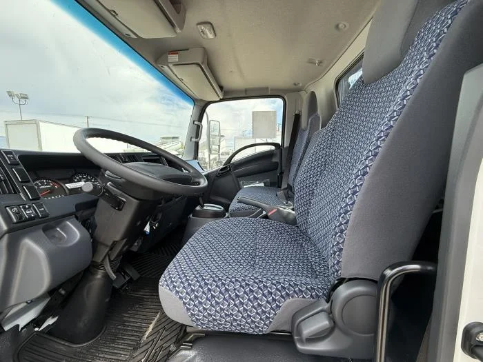 2026 Isuzu NRR - image 12