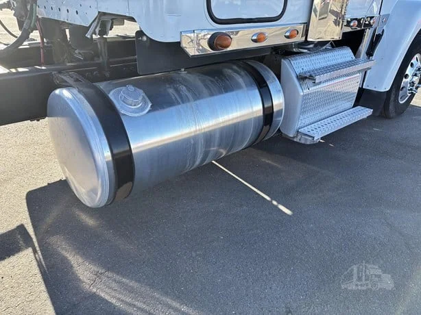 2021 Freightliner 122SD - image 23