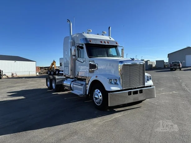 2021 Freightliner 122SD - image 7