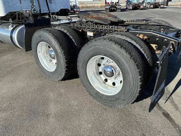 2021 Freightliner 122SD in Jerome, ID — photo 17