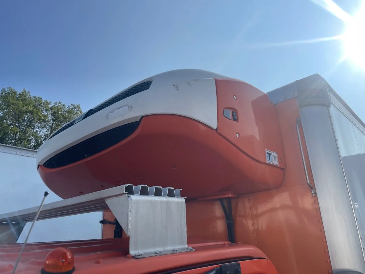 2019 Isuzu NQR in Farmingdale, NY — photo 7