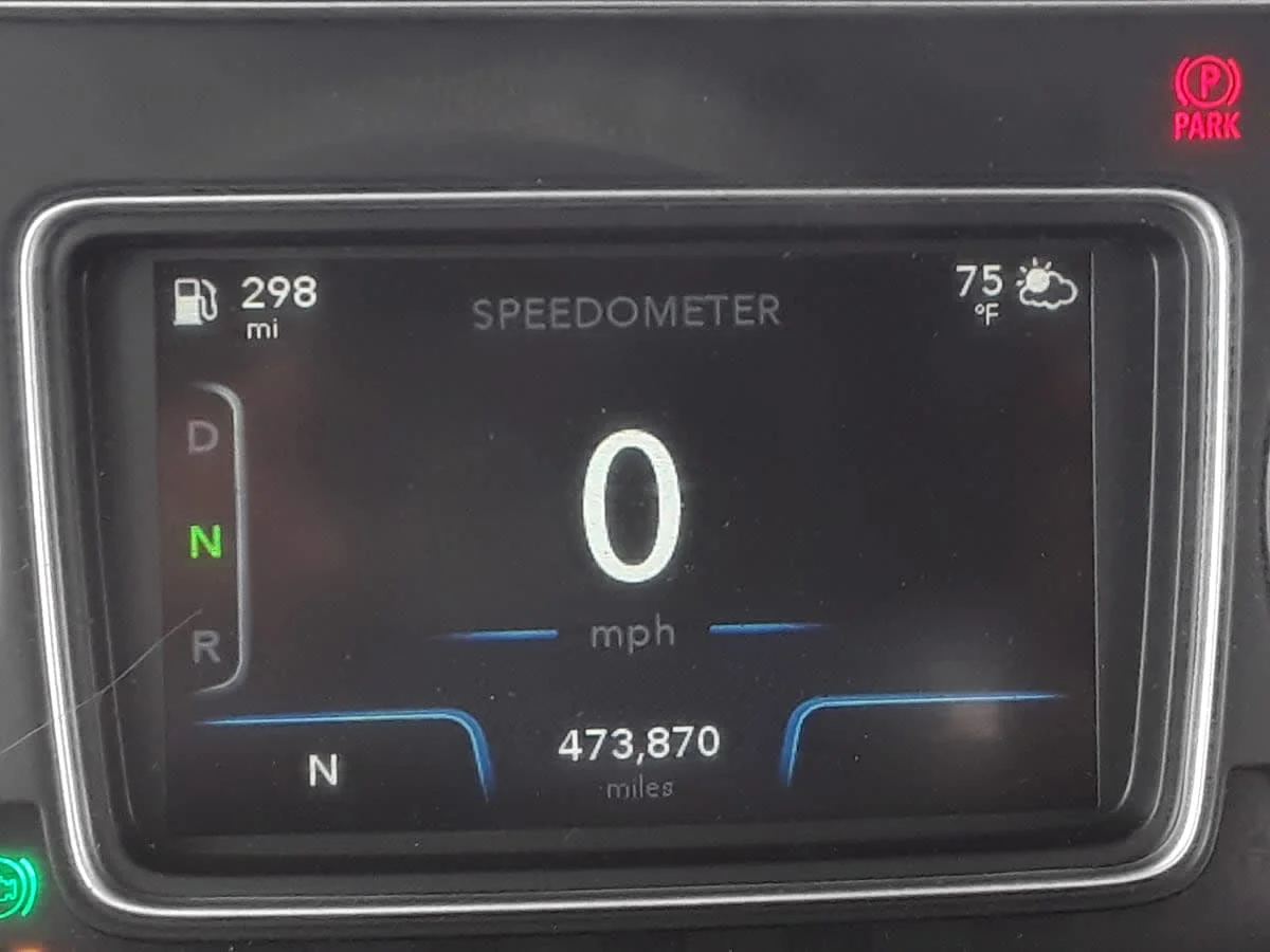 2019 International LT in Montebello, CA — photo 9