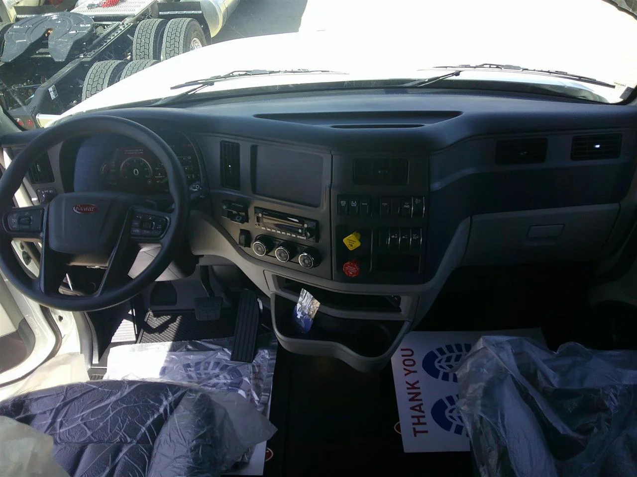 2027 Peterbilt 567 in Fargo, ND — photo 11