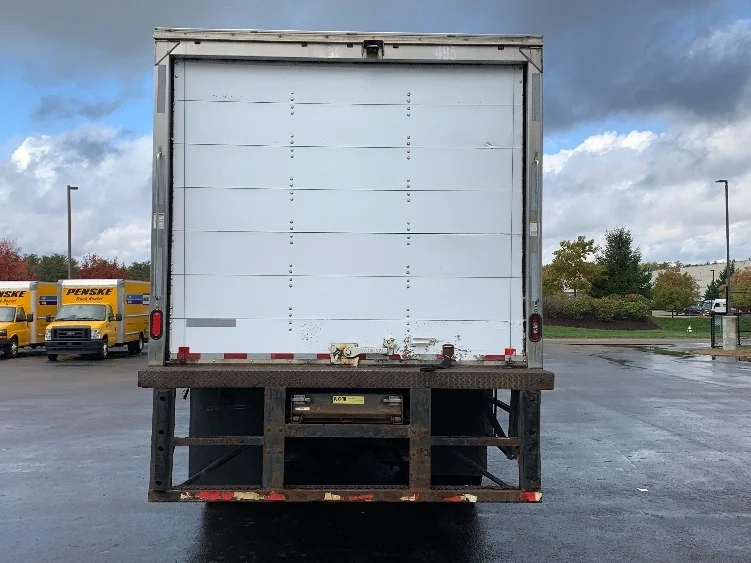 2019 Freightliner M2 106 - image 7
