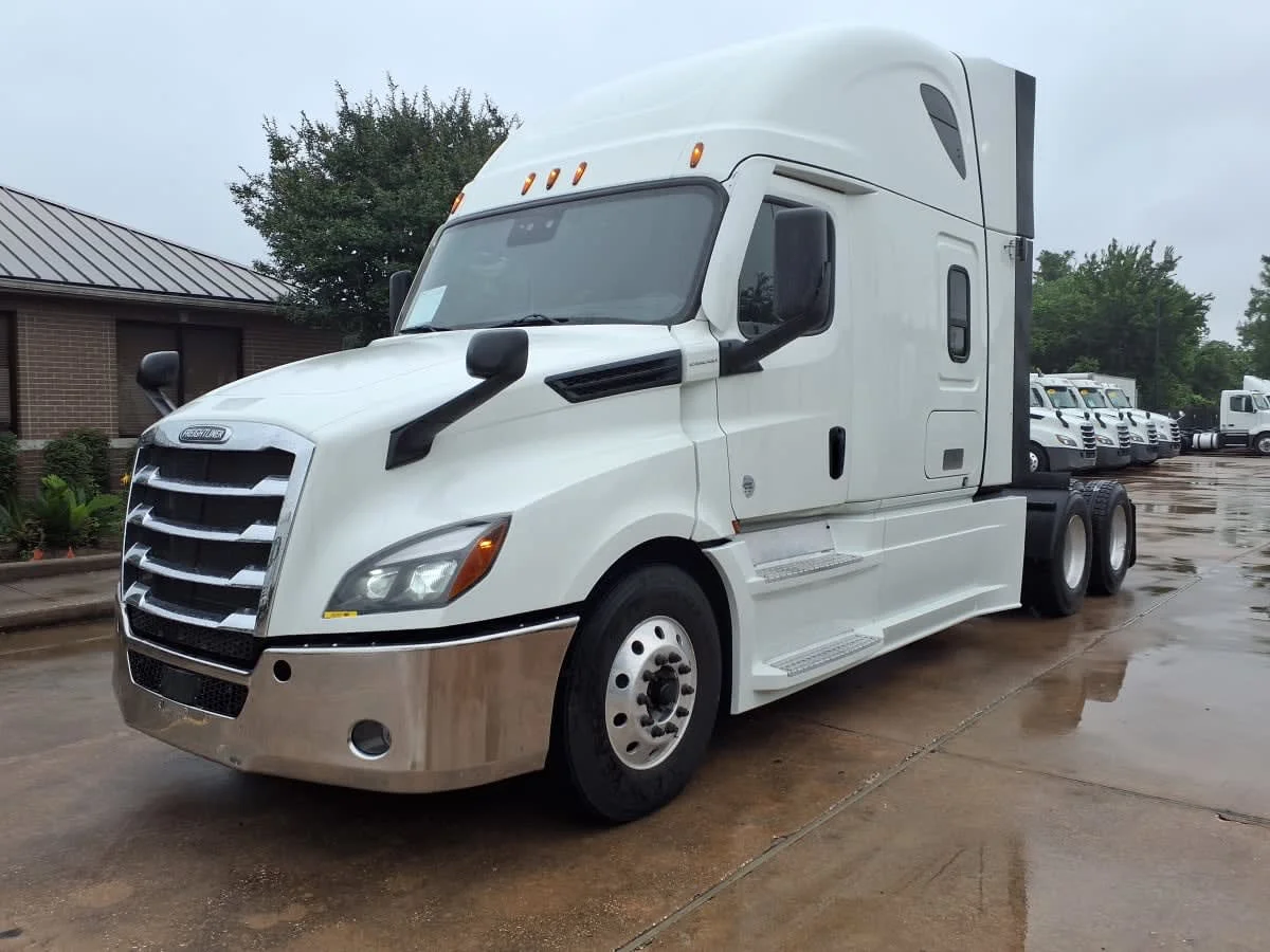 2020 Freightliner Cascadia