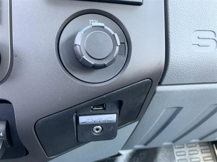 2027 Ford F-650 — photo 31