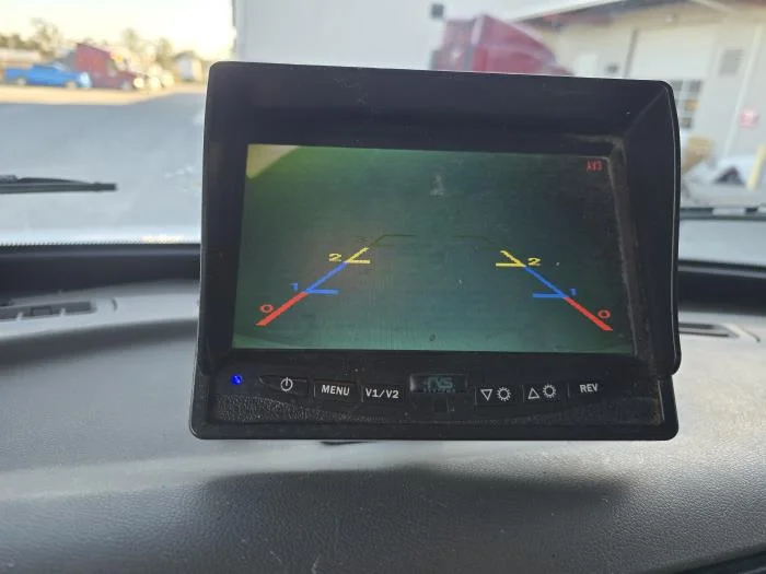 2020 Peterbilt 337 - image 21