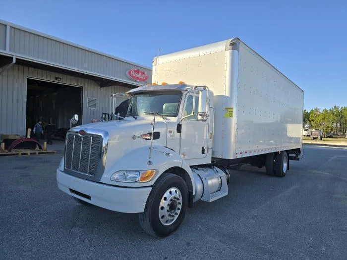 2020 Peterbilt 337 - image 2