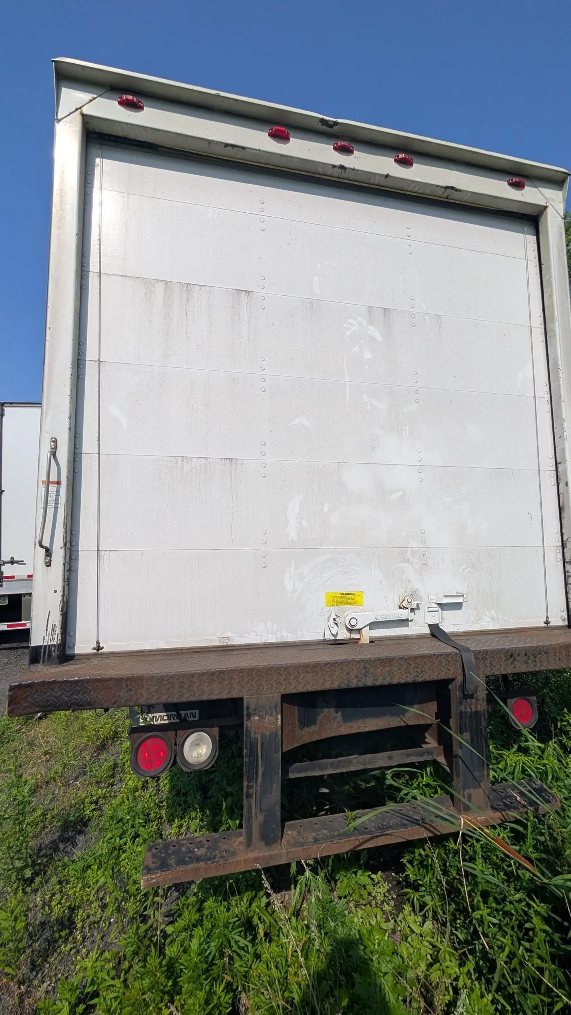 2013 International 4300 - image 10