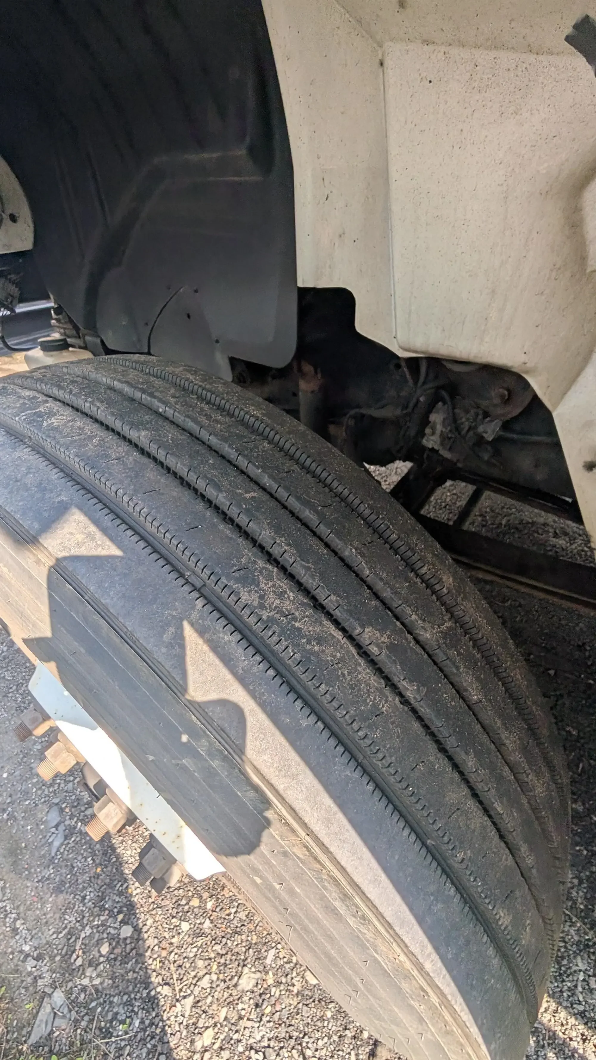 2013 International 4300 - image 8