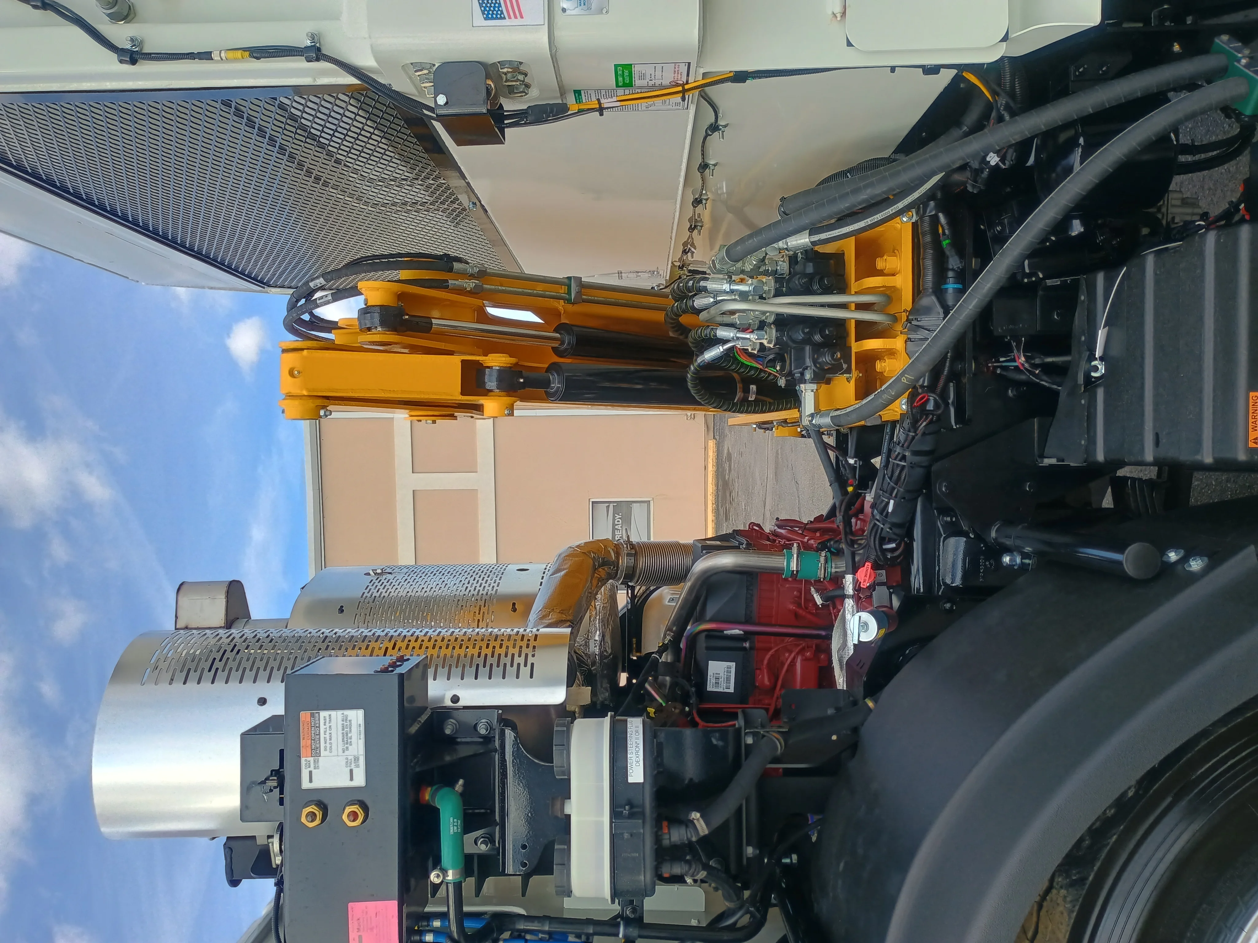 2026 Mack LR in Lowell, AR — photo 13
