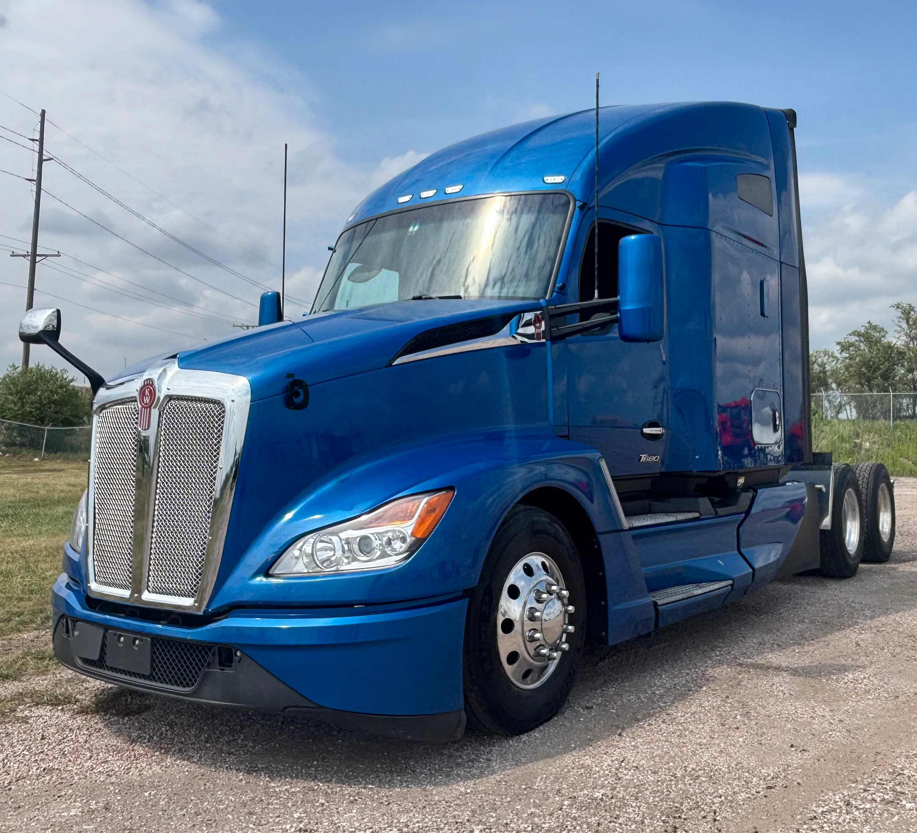 2023 Kenworth T680