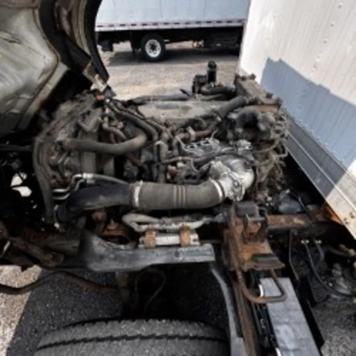 2019 Isuzu NPR - image 9