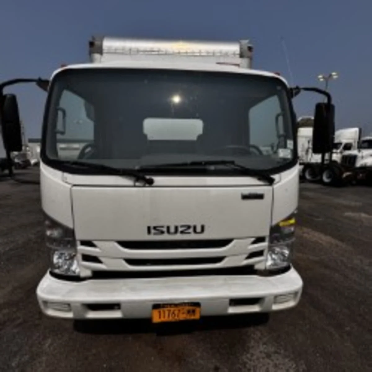 2019 Isuzu NPR - image 2