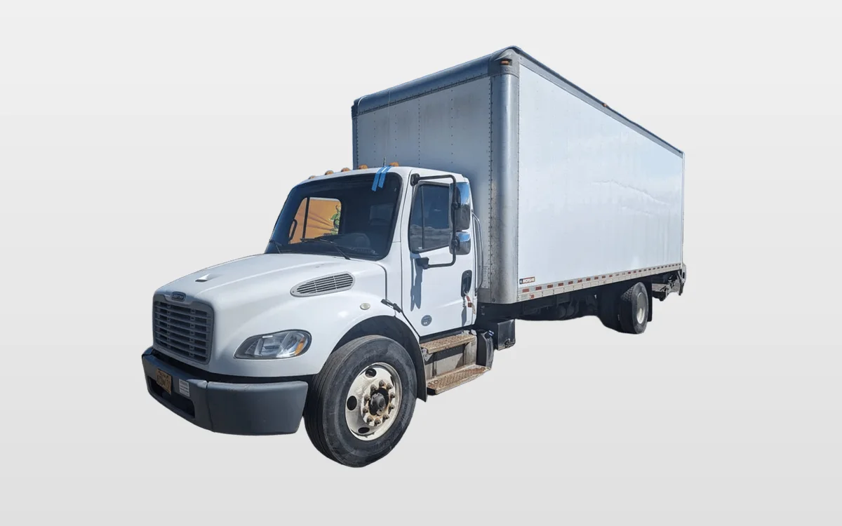 2016 Freightliner M2 106 - image 1