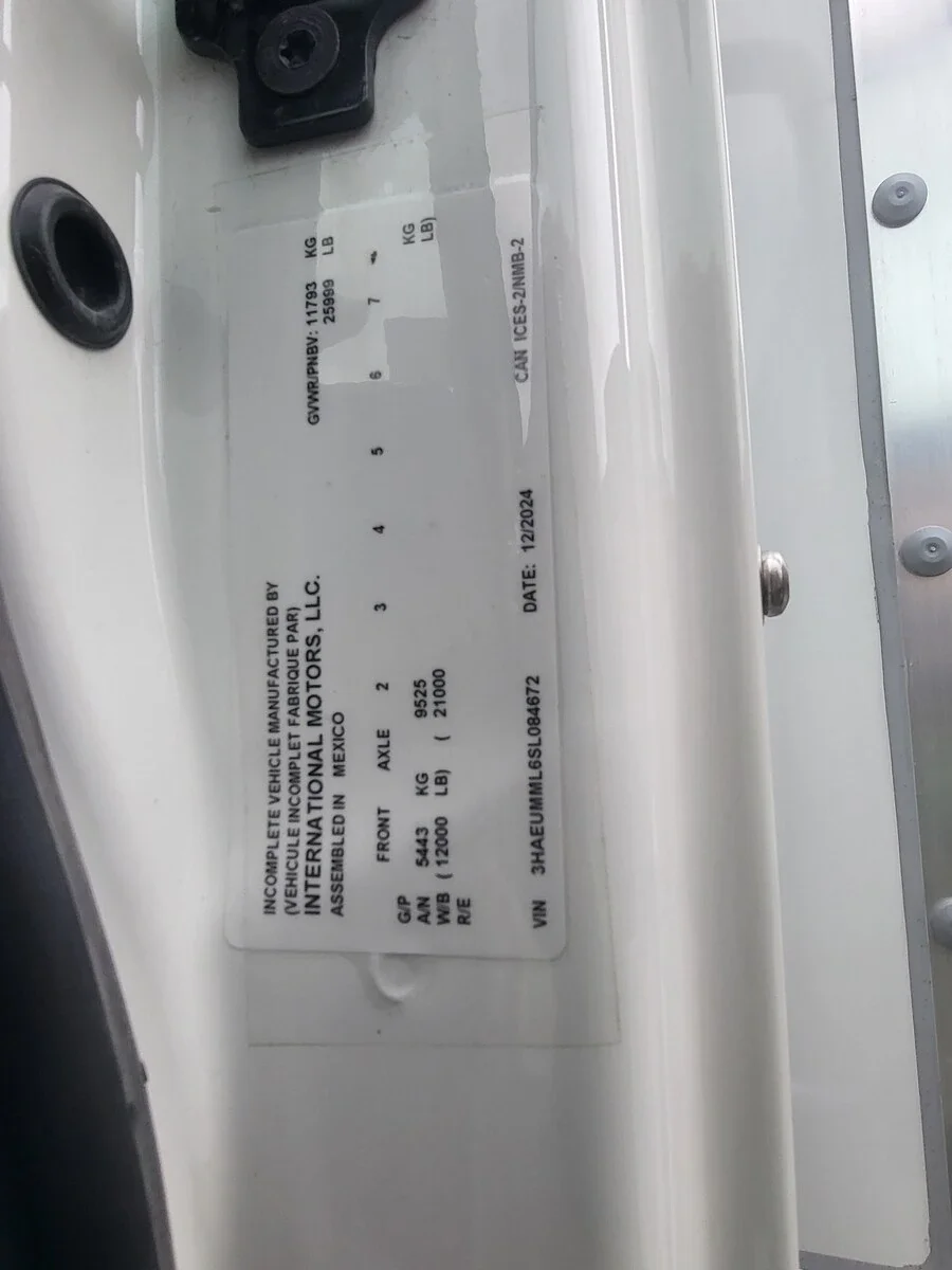 2025 International MV - image 32