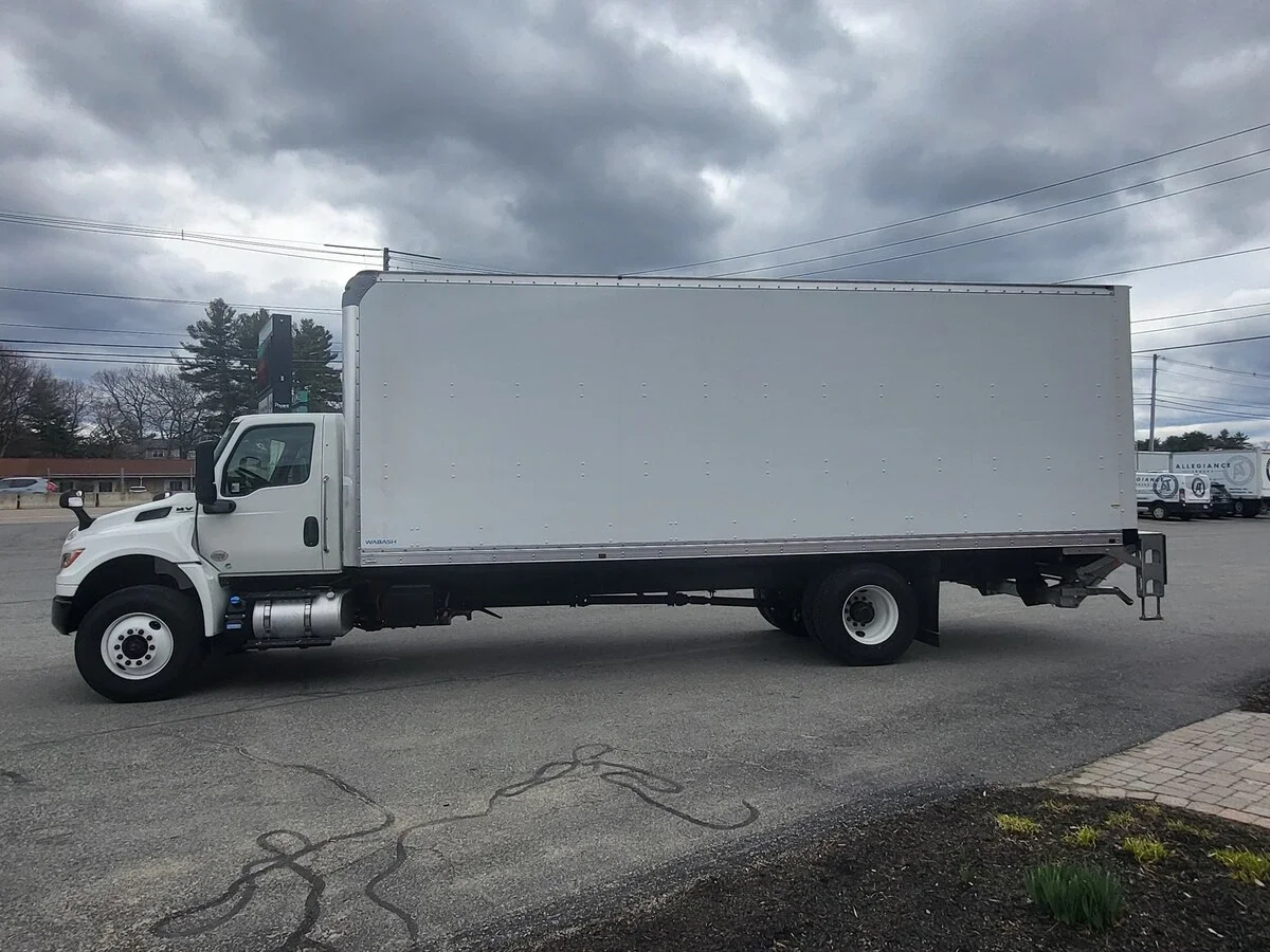 2025 International MV - image 4