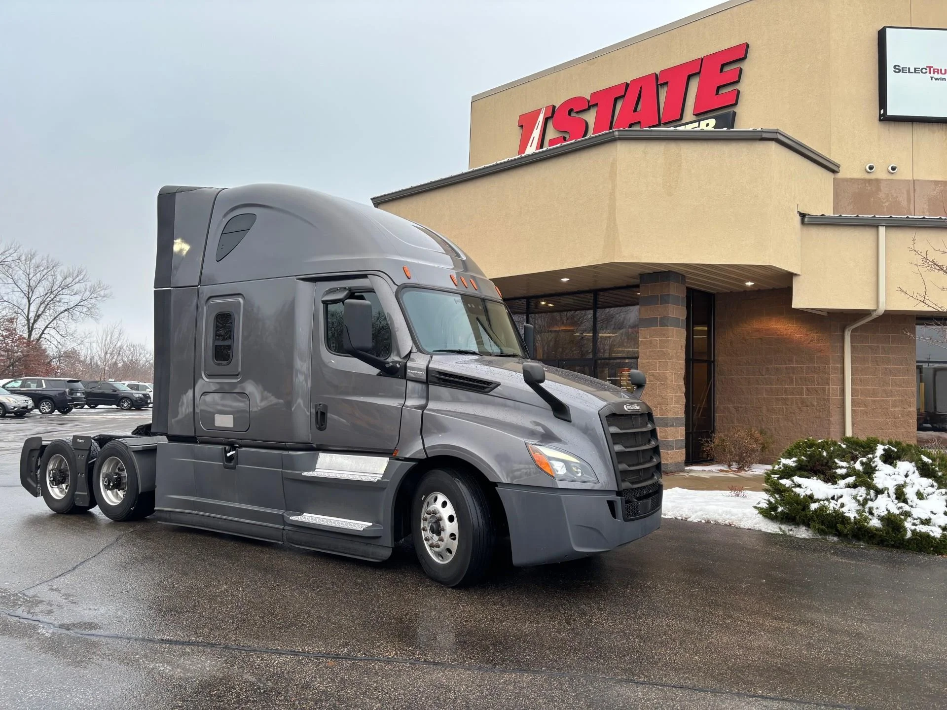 2019 Freightliner Cascadia - image 10