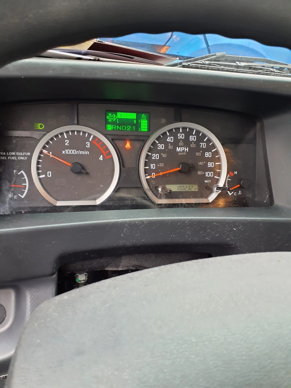 2019 Isuzu NPR - image 11