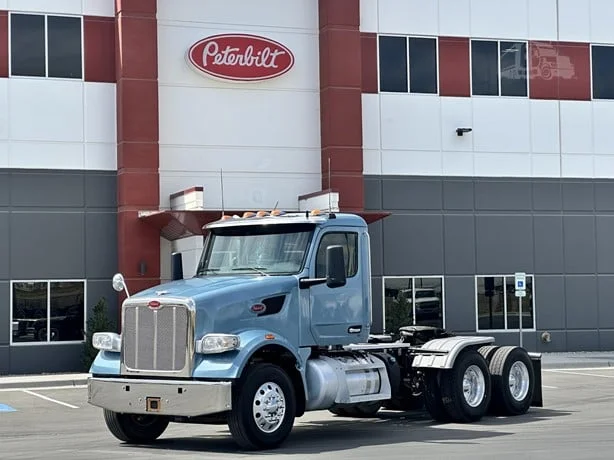 2023 Peterbilt 567