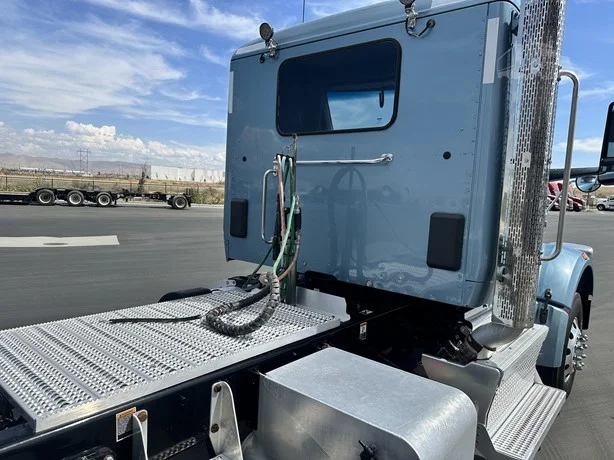 2023 Peterbilt 567 in Boise, ID — photo 14