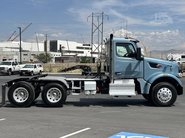 2023 Peterbilt 567 in Boise, ID — photo 6