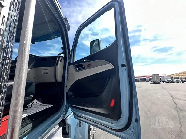 2023 Peterbilt 567 in Boise, ID — photo 38