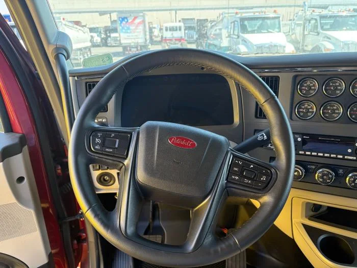 2024 Peterbilt 567 - image 9