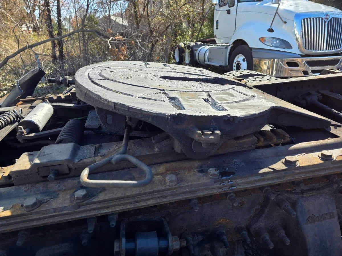 2018 Freightliner Cascadia - image 12