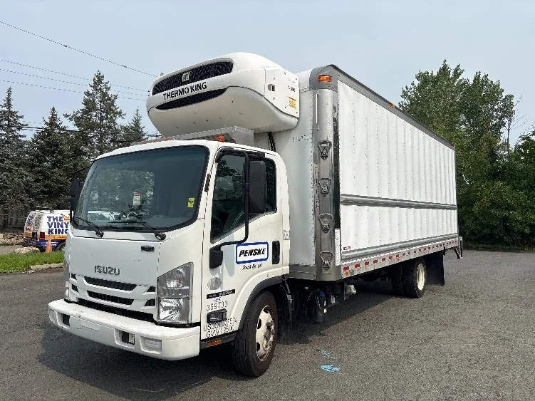 2020 Isuzu NRR in North Bergen, NJ — photo 3