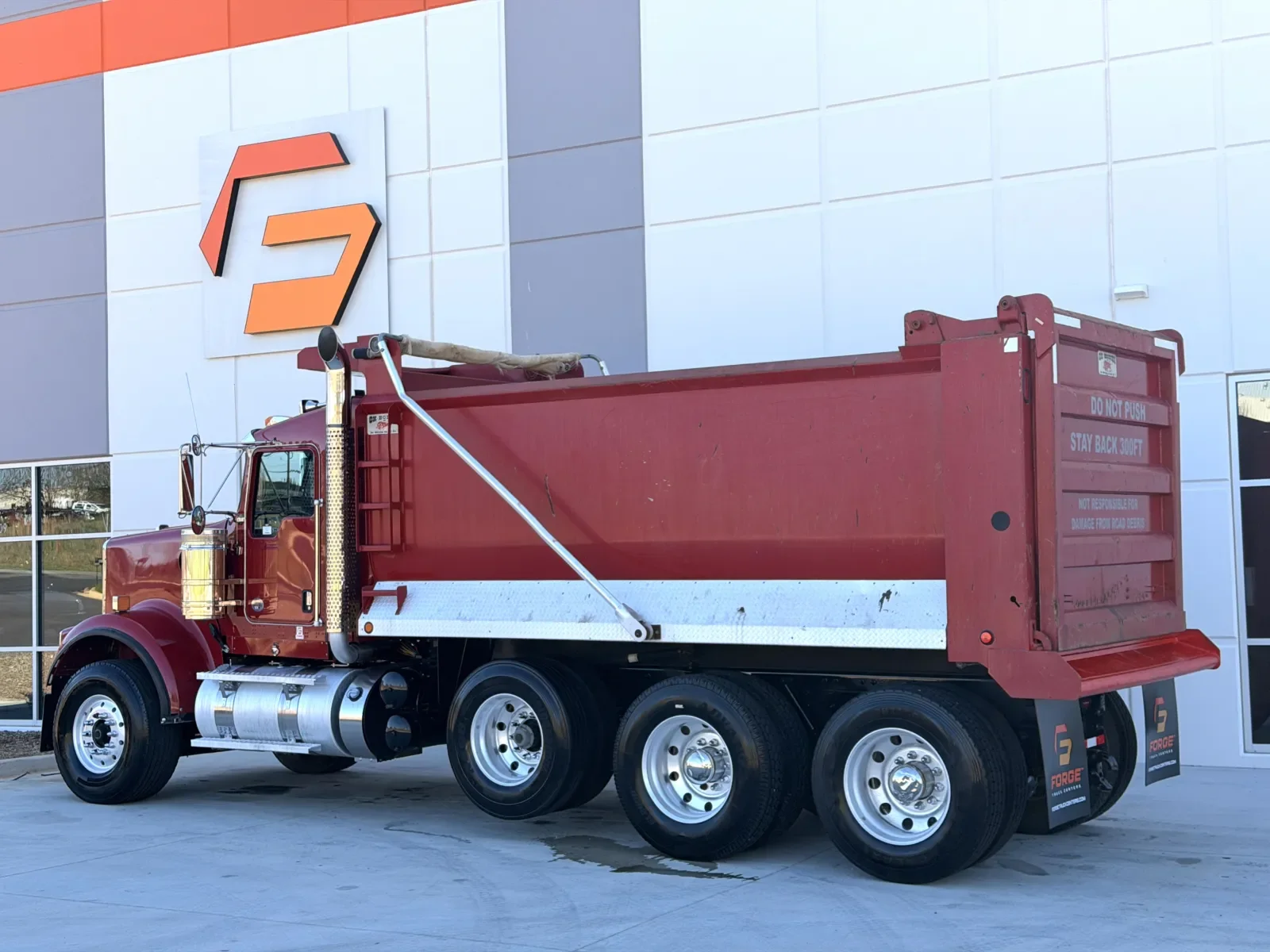 2021 Kenworth W900 - image 7