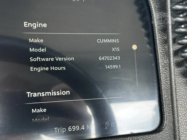 2023 Peterbilt 389 - image 24