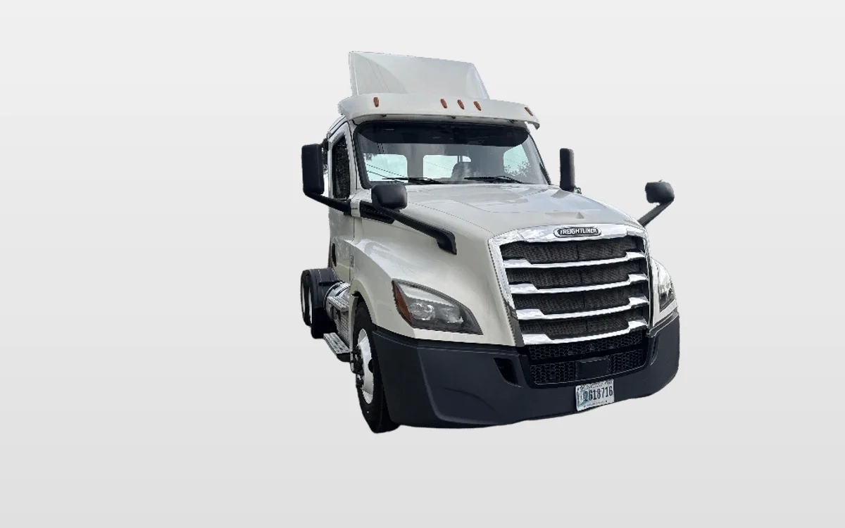 2018 Freightliner - image 1