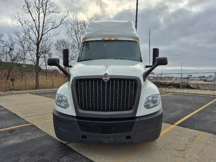 2023 International LT in La Porte, IN — photo 2