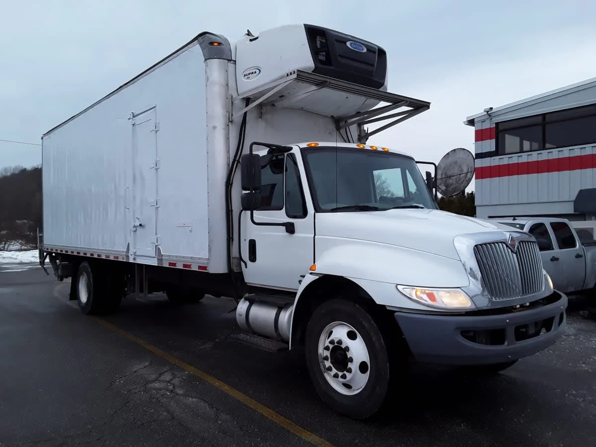 2019 International 4300 in Salisbury, MA — photo 3