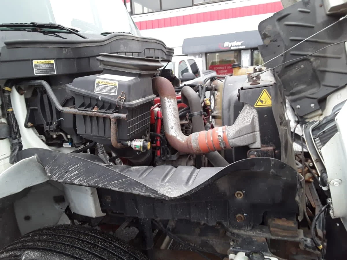 2019 International 4300 in Salisbury, MA — photo 7
