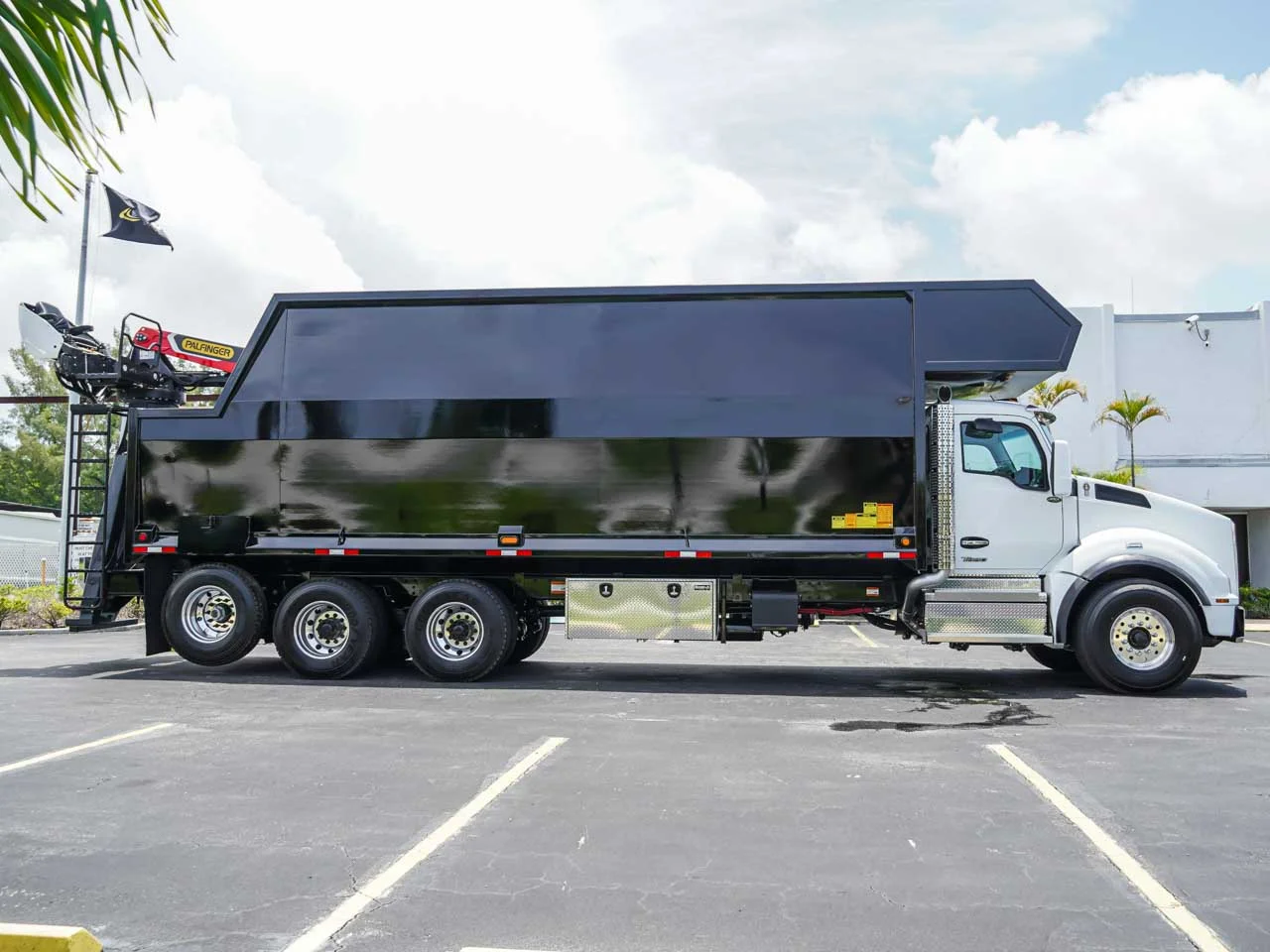 2025 Kenworth T880 — photo 5