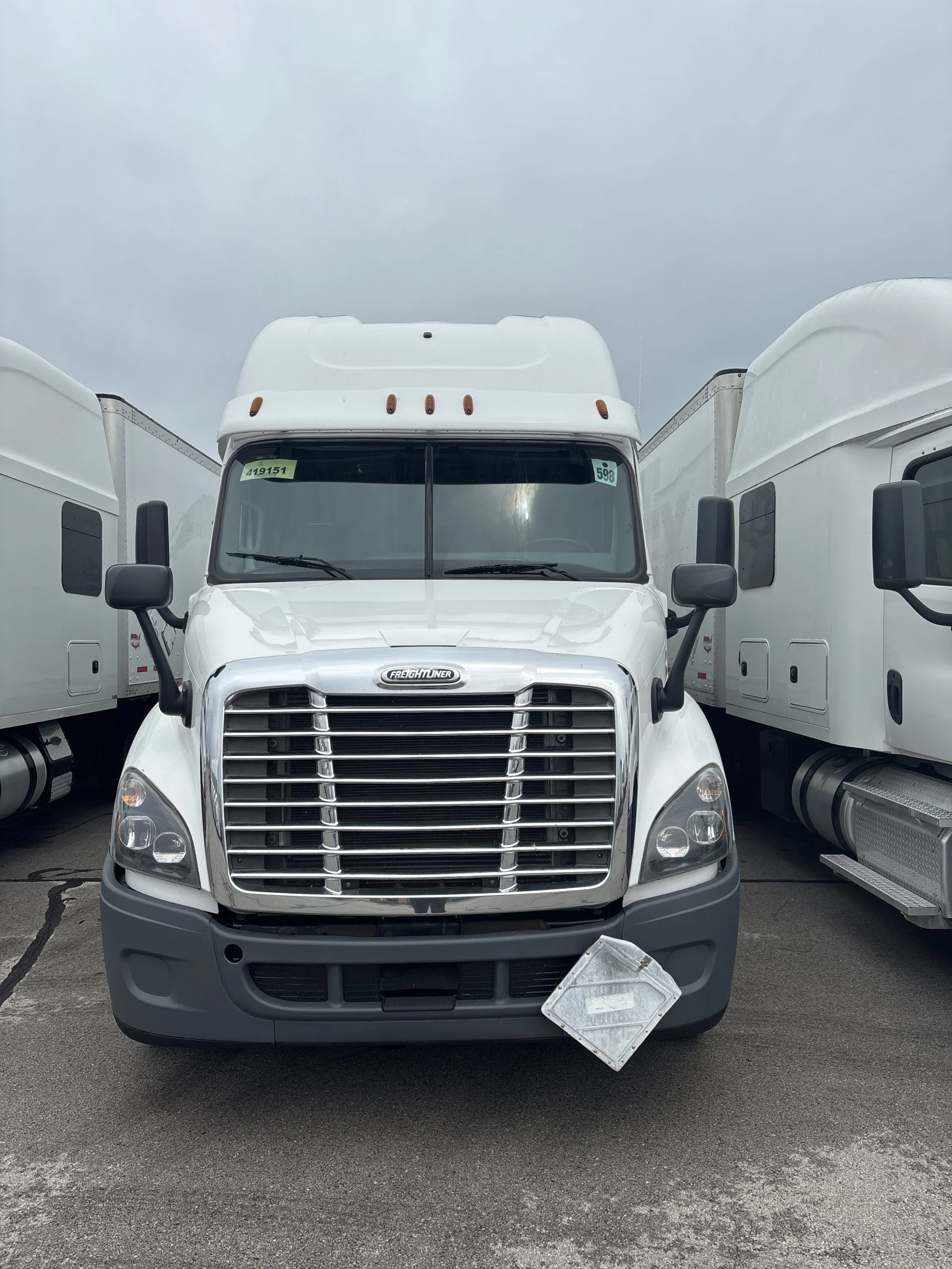 2016 Freightliner in Fort Wayne, IN — photo 2
