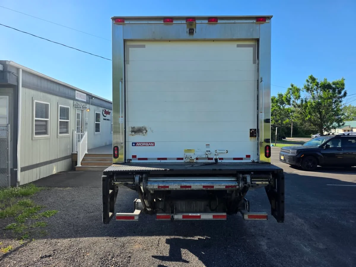 2019 Freightliner M2 106 in Bensalem, PA — photo 5