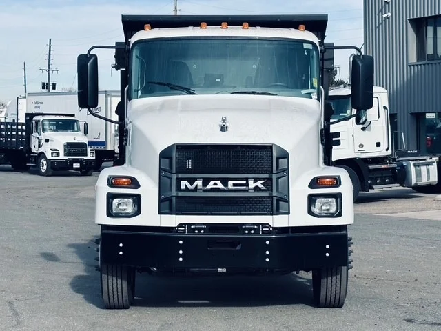 2025 Mack MD in Denver, CO — photo 2