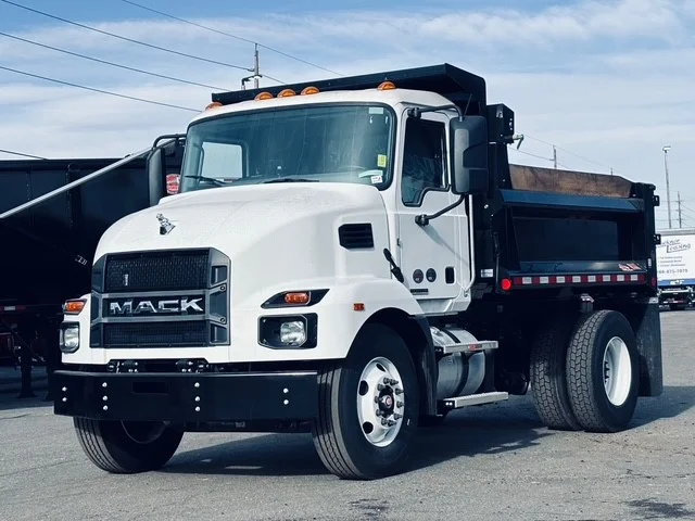 2025 Mack MD