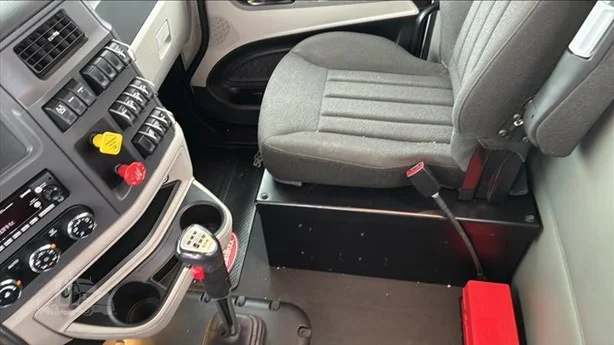 2024 Peterbilt 567 - image 22