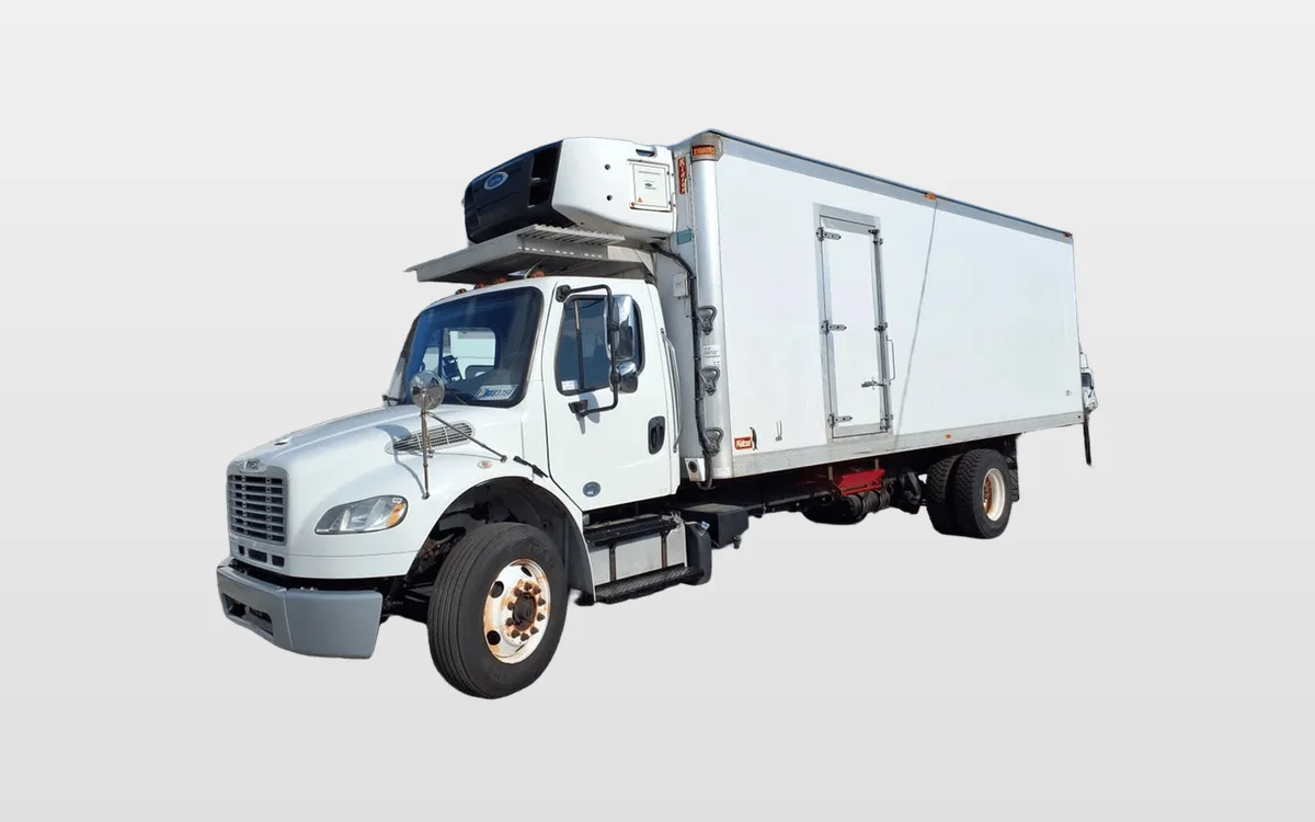 2016 Freightliner M2 106 - image 1