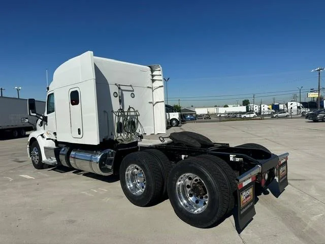 2022 Peterbilt 579 — photo 13