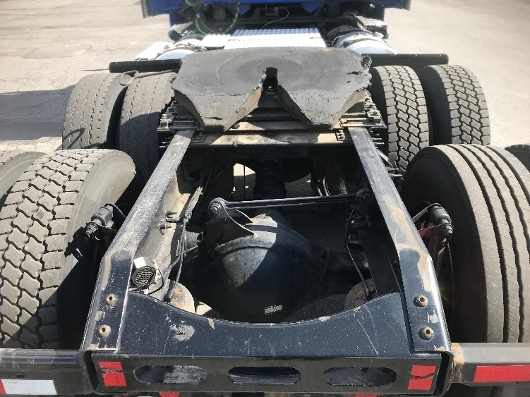 2019 Volvo VNL 300 - image 6