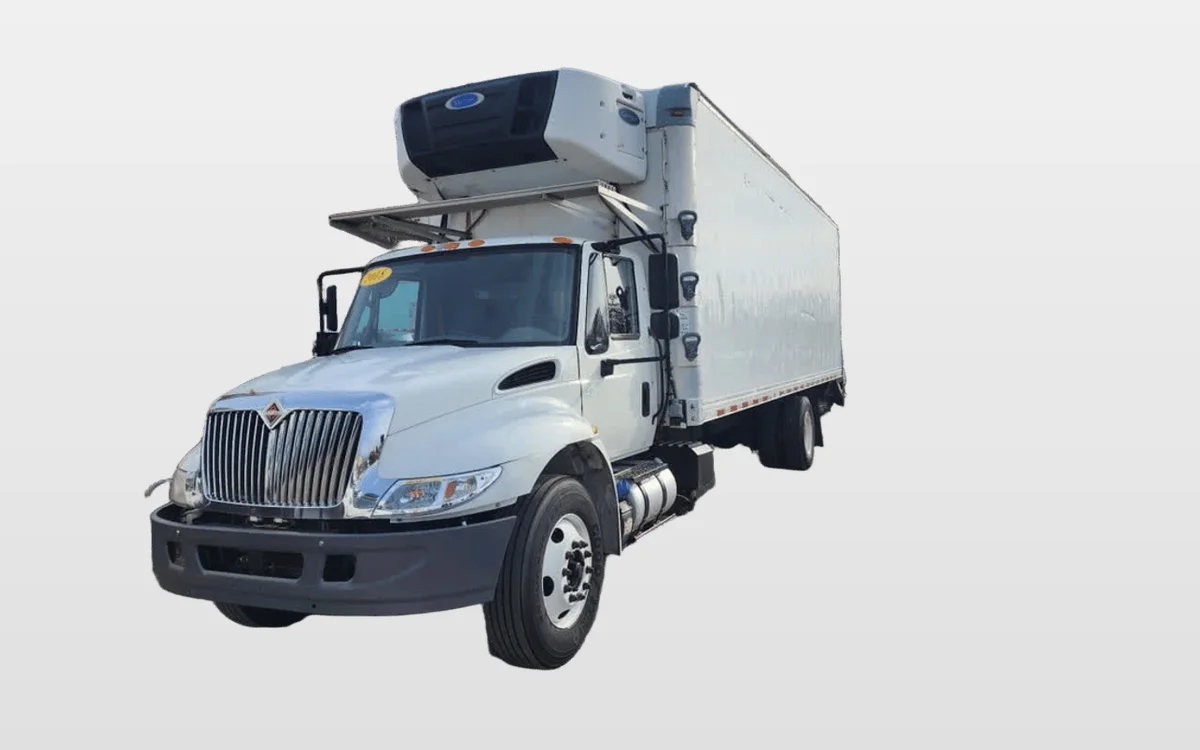 2018 International 4300 - image 1