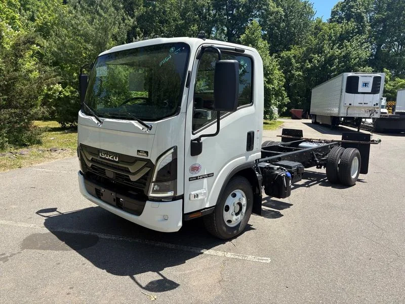 2026 Isuzu NPR