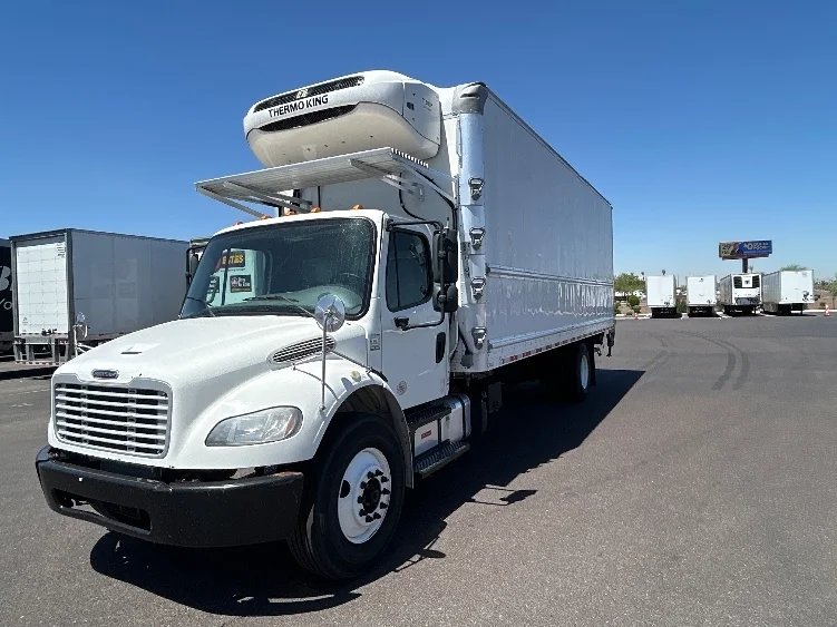 2020 Freightliner eM2 in Phoenix, AZ — photo 3