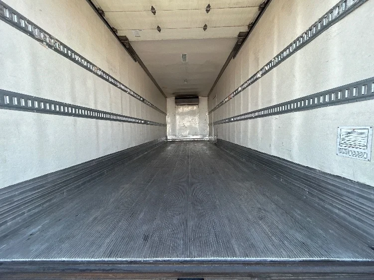 2020 Freightliner eM2 in Phoenix, AZ — photo 10